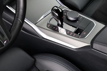 BMW 320i Touring M Sport Shadow LASER RFK 50-Jahre