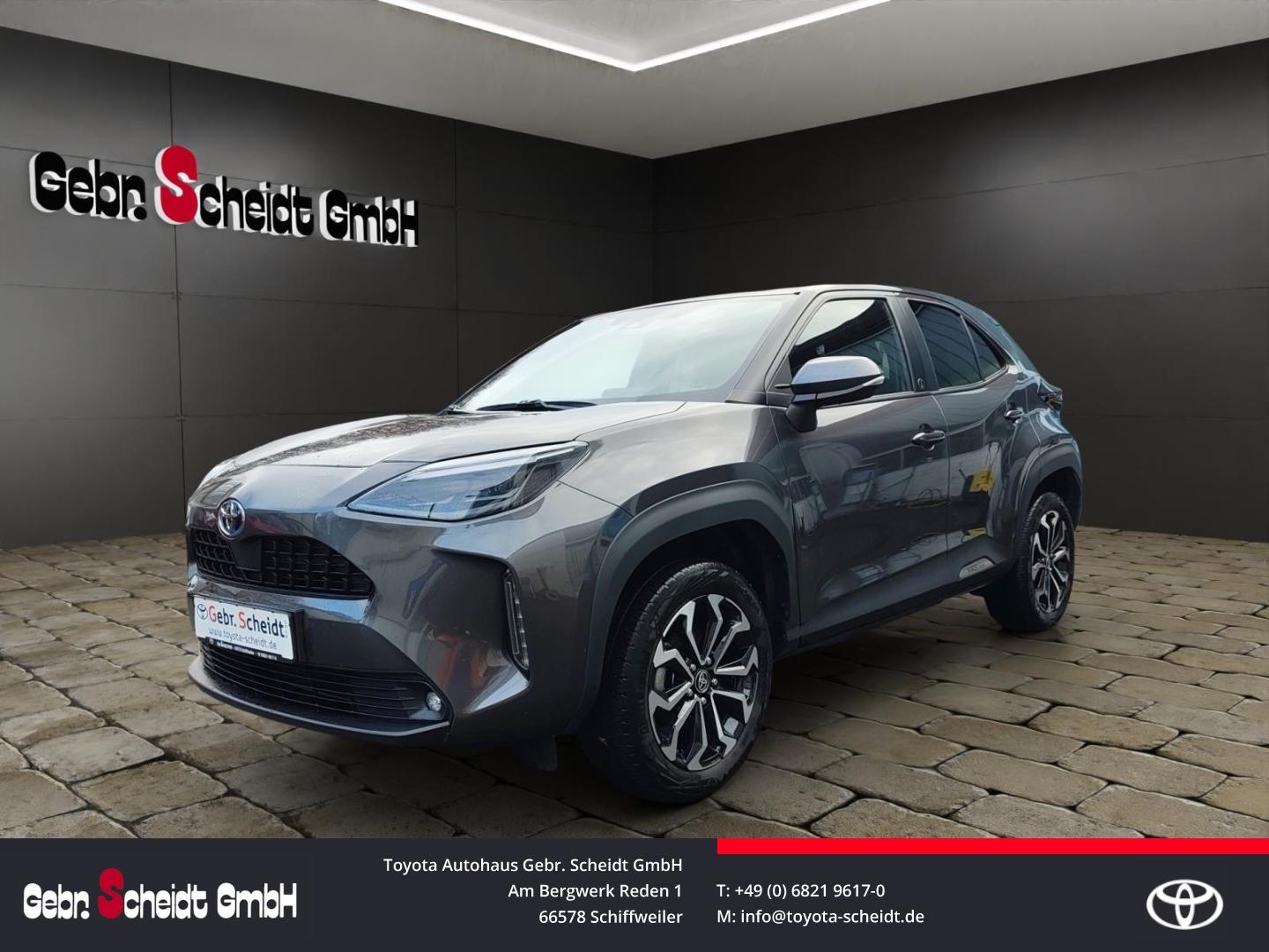 Toyota Yaris Cross Hybrid FWD Team Deutschland Rückfahr