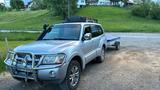 Mitsubishi Pajero v60 - Mitsubishi Pajero aus 2005 mit Diesel-Antrieb