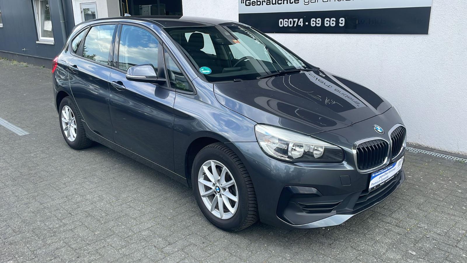 BMW Active Tourer 218 i  1 Jahr Premium Garntie