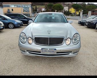 Mercedes E 280 - 2