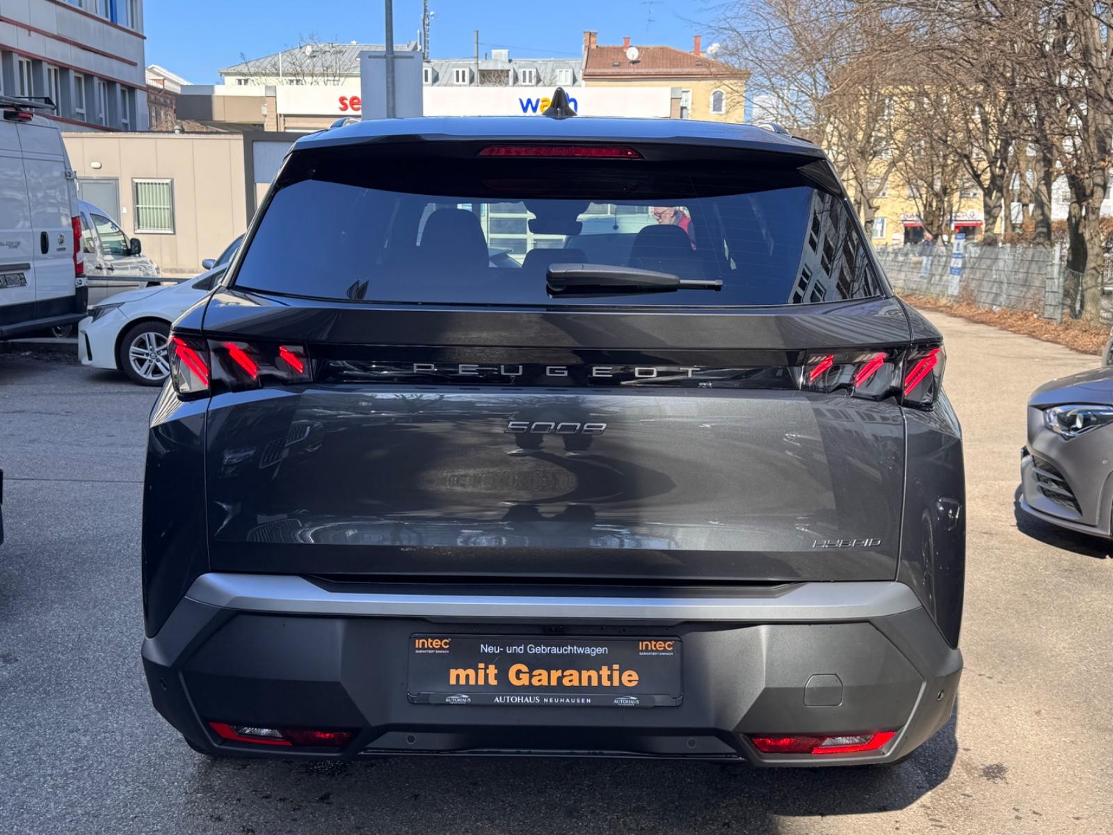 Peugeot 5008 Hybrid 145 GT*LED*PANO*AHK*ACC*7Sitzer*