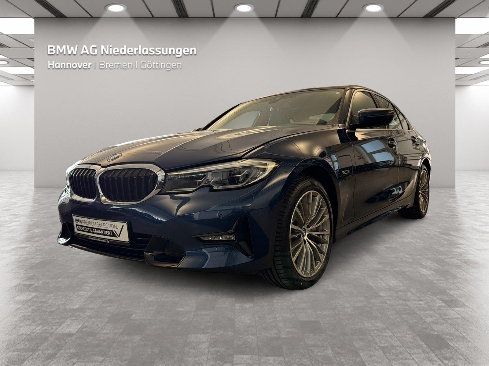 BMW 330e xDrive Limousine Sport Line Head-Up Laser