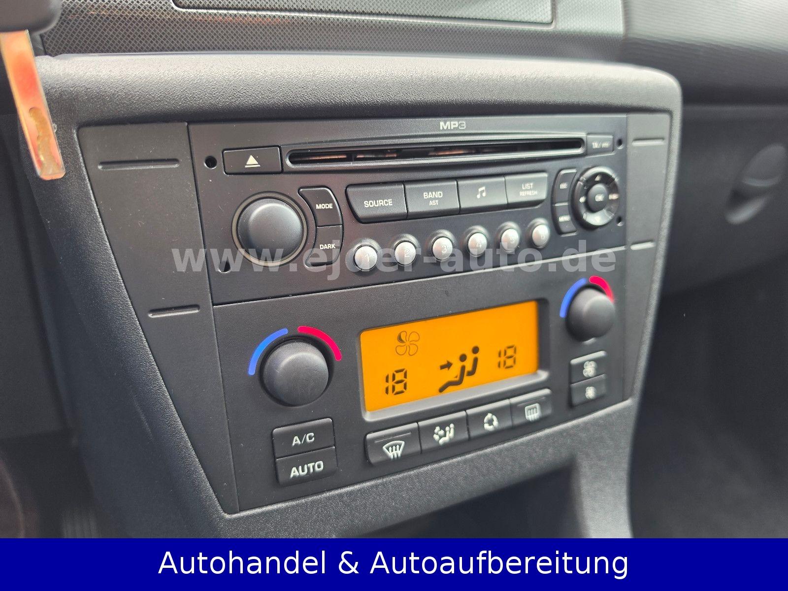 Citroën C4 1.6 VTI Coupe Tonic *RENTNER*GARAGE*NUR77TKM*