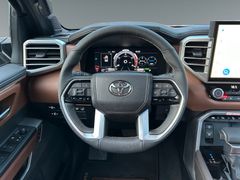 TOYOTA Tundra 1794 Edition Hybrid CrewMax