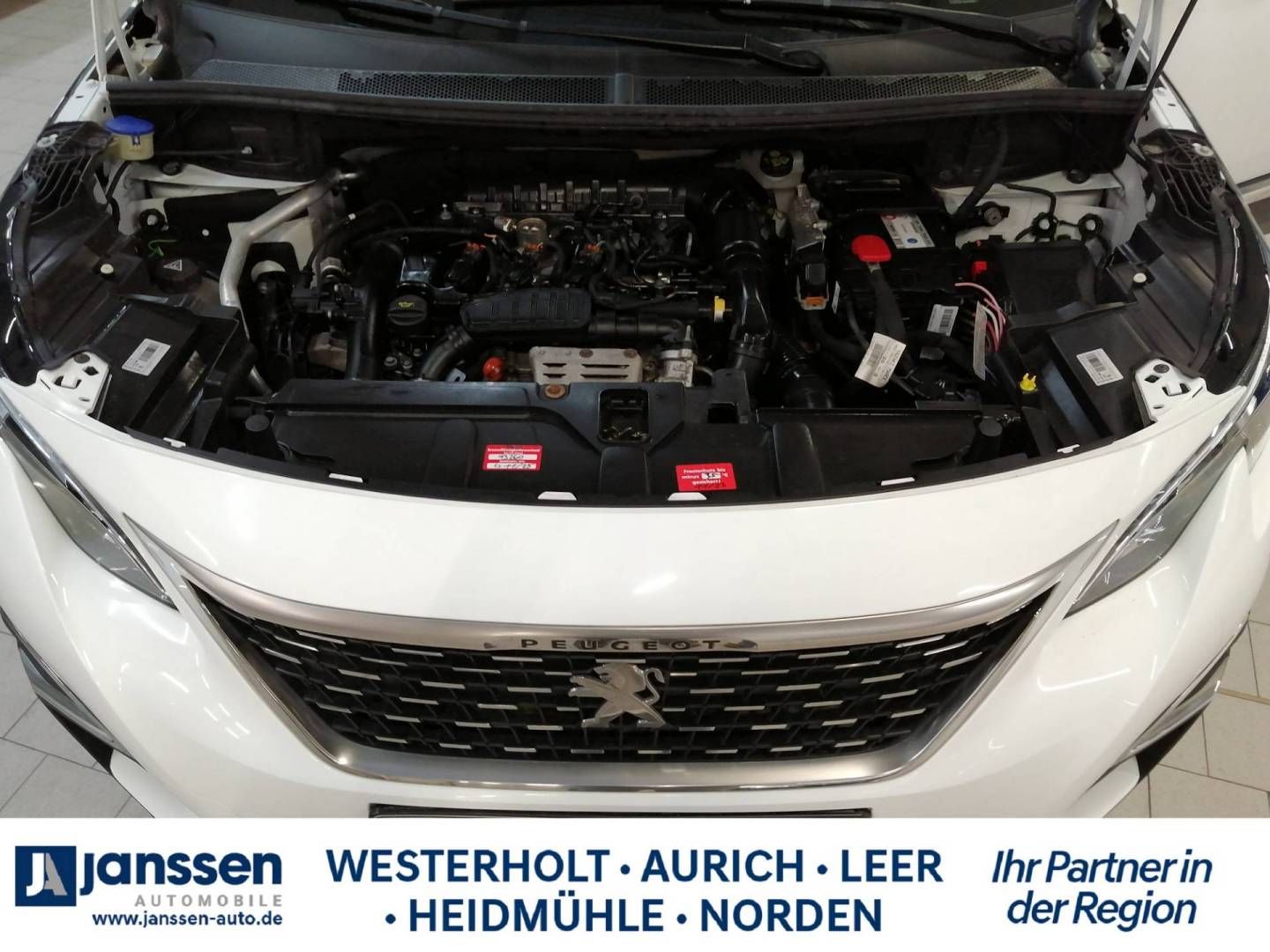 Fahrzeugabbildung Peugeot 3008 PureTech 130 Stop & Start Access