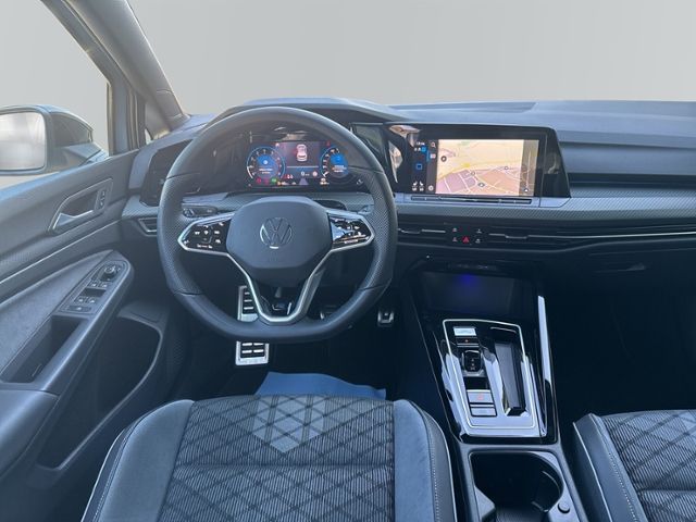 Golf VIII 1.5 eTSI R-LINE DSG Black Style NAVI A