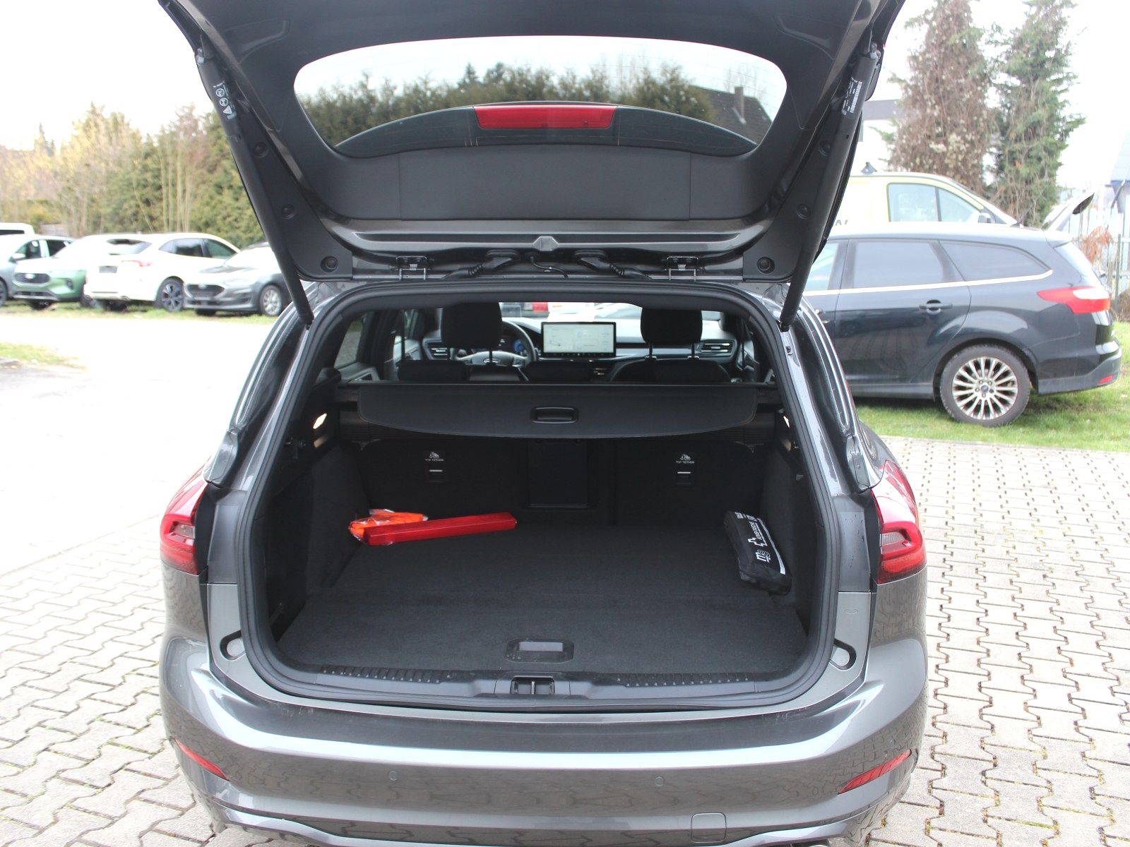Fahrzeugabbildung Ford Focus ST-Line X 1,5 EcoBlue