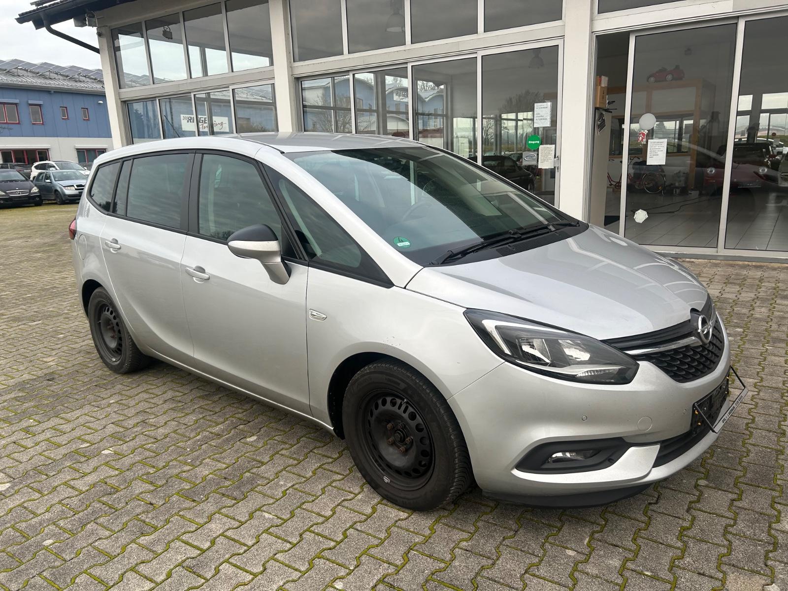 Opel Zafira C ON Start/Stop*1Hand*