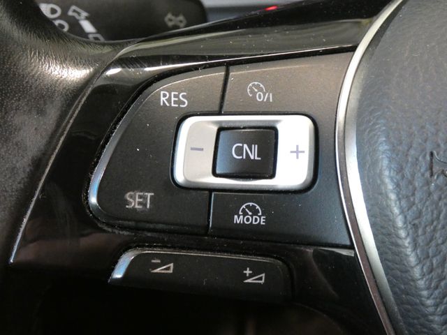 Golf 1.4 TSI Comfortline R-Line NAVI SHZ