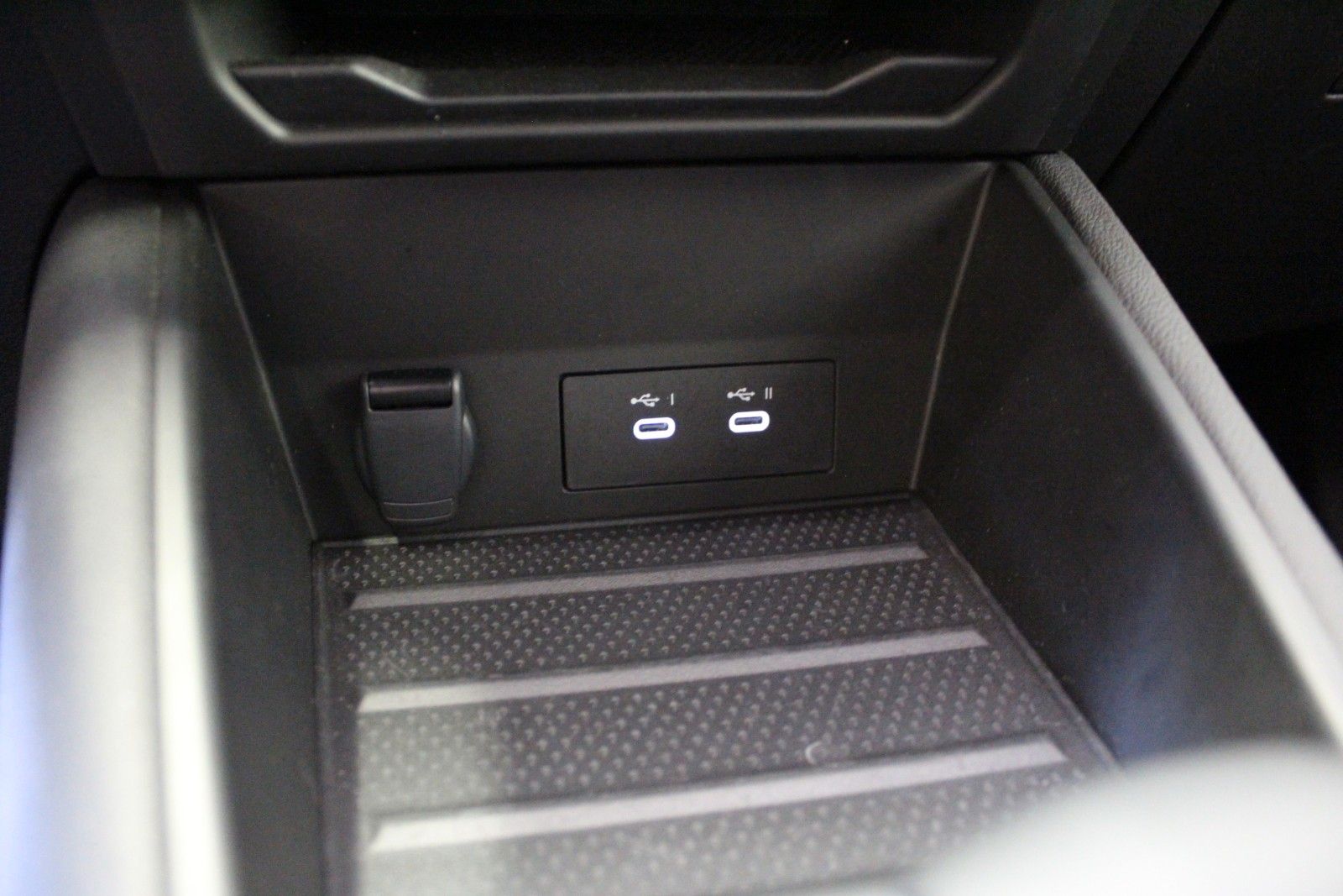 Fahrzeugabbildung Renault Symbioz E-Tech Full Hybrid 145 Techno *Winterp.*