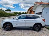 BMW X1 xDrive25i xLine Steptronic Head-Up HK HiFi  - BMW X1: Xdrive25i