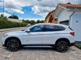 BMW X1 xDrive25i xLine Steptronic Head-Up HK HiFi  - BMW X1 aus 2015