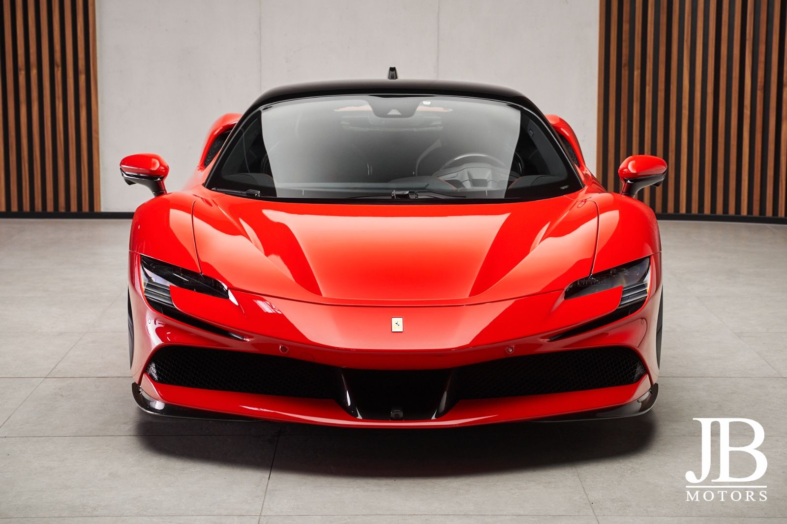 Fahrzeugabbildung Ferrari SF90 Stradale Full Carbon Lift Racing Seats JBL