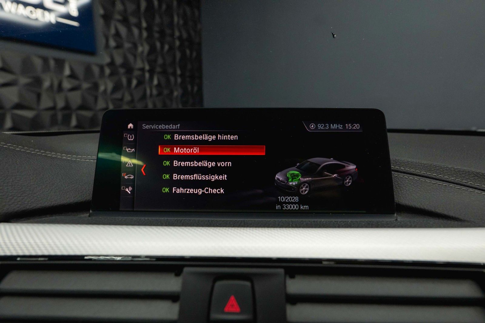 Fahrzeugabbildung BMW 420i M Sport Coupe Shadow Line Performance LCI