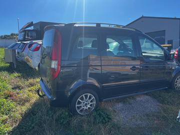2002 Mercedes-BENZ VANEO 照片 3