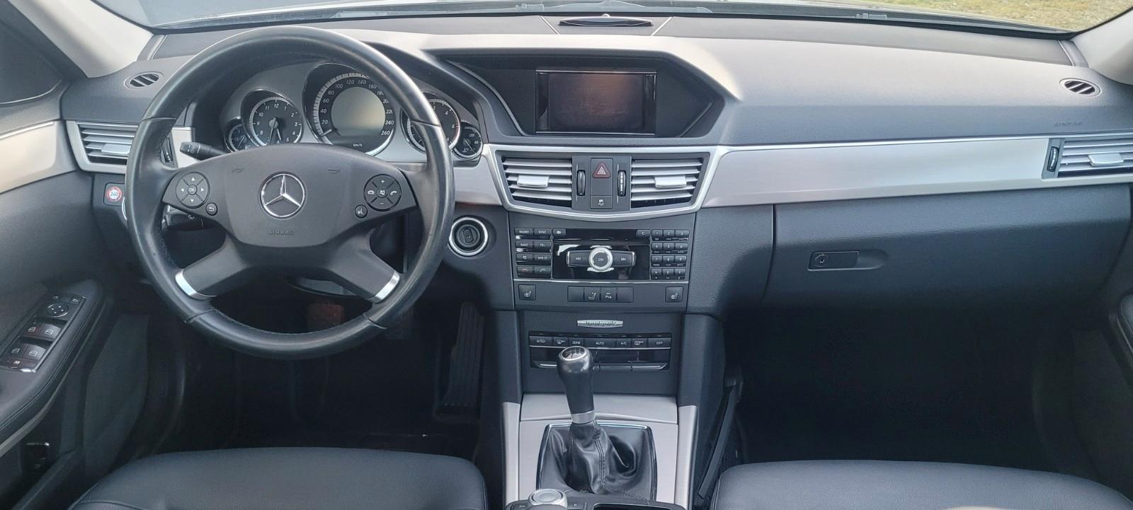 Mercedes-Benz E 220 CDI  Limo. Avantgarde Schiebedach,AHK,Navi