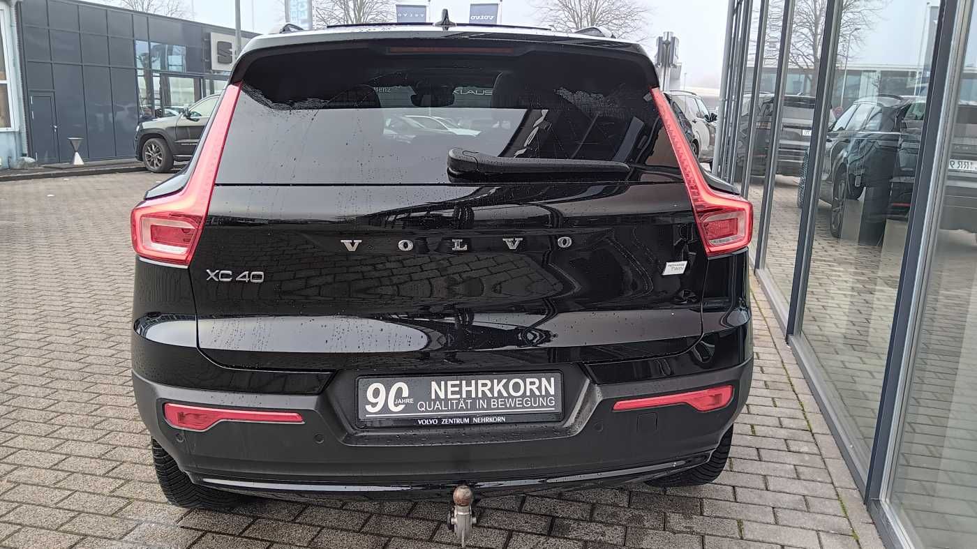 Fahrzeugabbildung Volvo XC40 Recharge Twin Ultimate AWD 'AHK, Schiebedac