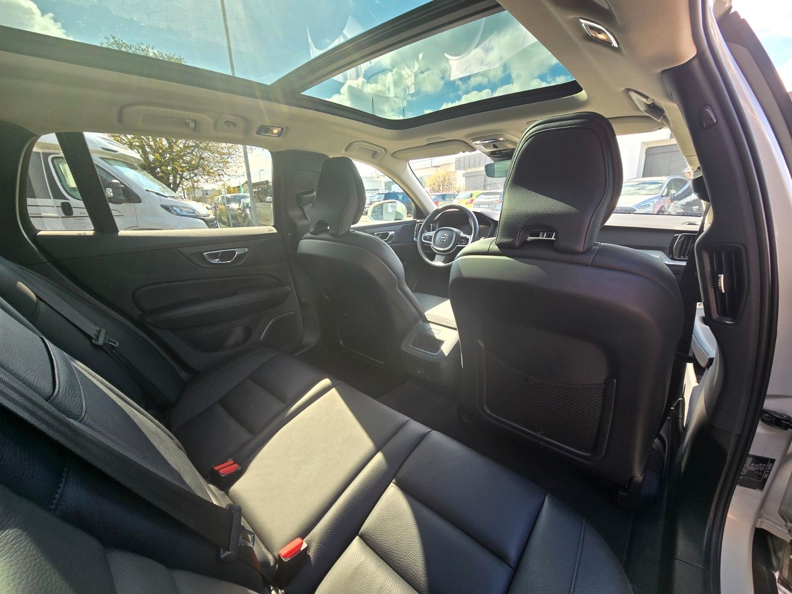 Volvo V60 Cross Country Pro AWD Navi Leder,360° Kamera foto 20