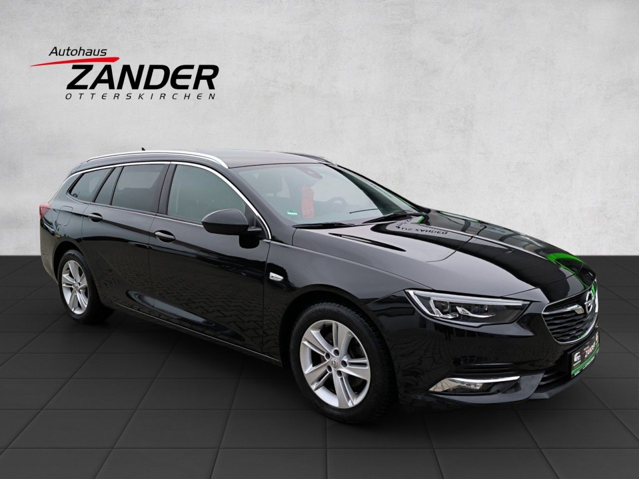 Fahrzeugabbildung Opel Insignia B Sports Tourer Innovation 4x4 Klima