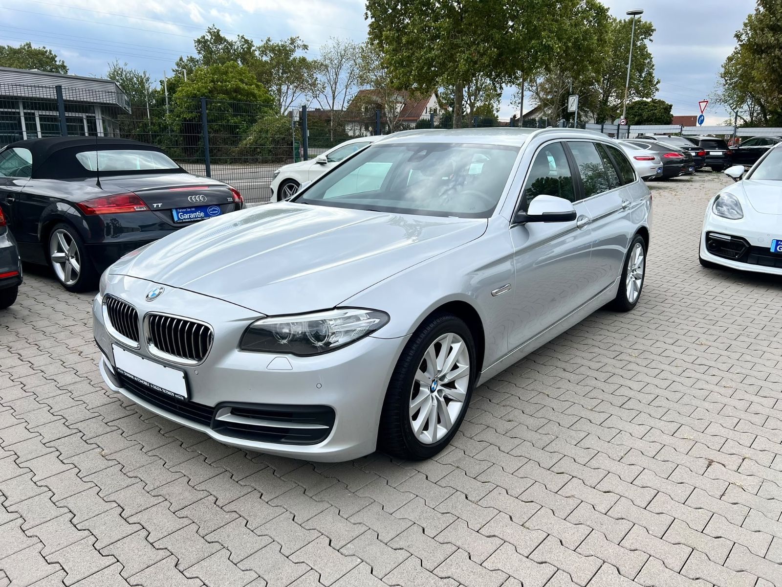 BMW 520 5 Touring 520 d* Head Up*Xenon*Navi*