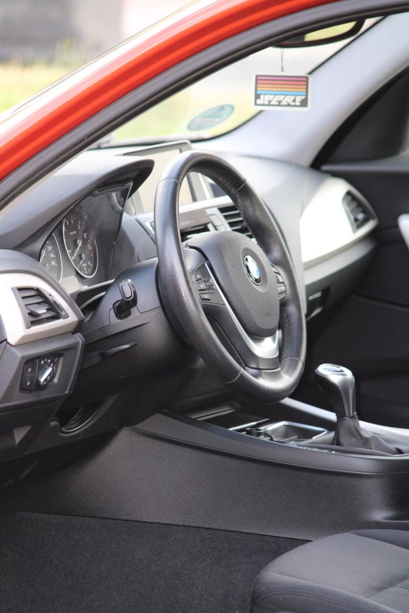 BMW 116i Advantage | 19 Zoll | scheckheftgepflegt 