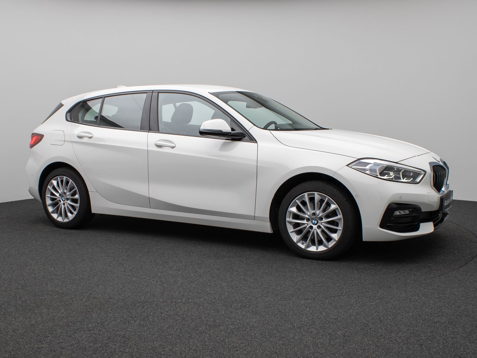 Fahrzeugabbildung BMW 118i SportLine Kamera DAB Lenkrhzg Komfort Alarm