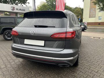 Volkswagen Touareg - 7