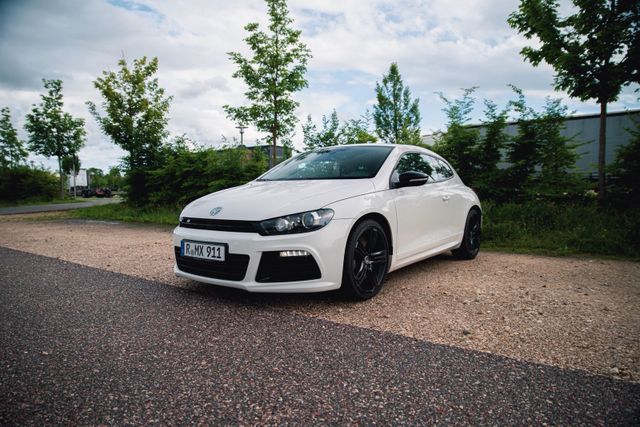 Volkswagen VW Scirocco R 2.0