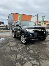 Mitsubishi Pajero 2007/Gasanlage/Motor generalüberholt/3,8l - Mitsubishi Pajero: 3.8