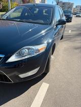 Ford Mondeo - Ford Mondeo aus 2008 mit Diesel-Antrieb