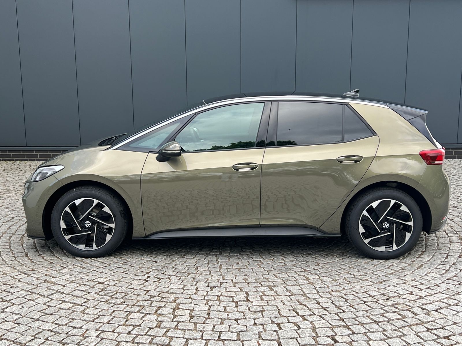 Fahrzeugabbildung Volkswagen ID.3 Pure 52 kWh *LED, Navi, ACC, Komfort-Paket*