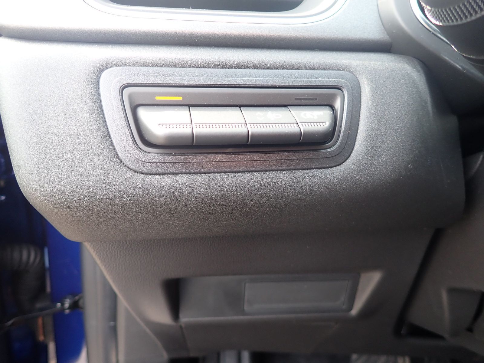 Fahrzeugabbildung Renault Captur Techno Mild Hybrid 140 EDC