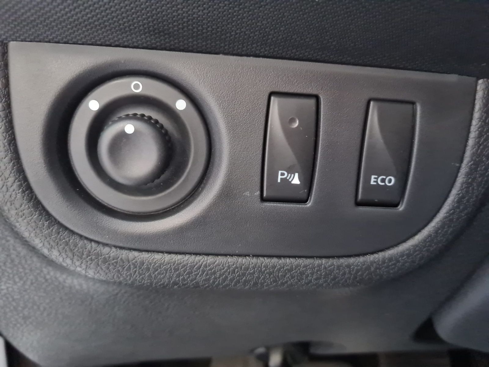 Fahrzeugabbildung Dacia Logan MCV II Kombi Stepway / KLIMA / NAVI