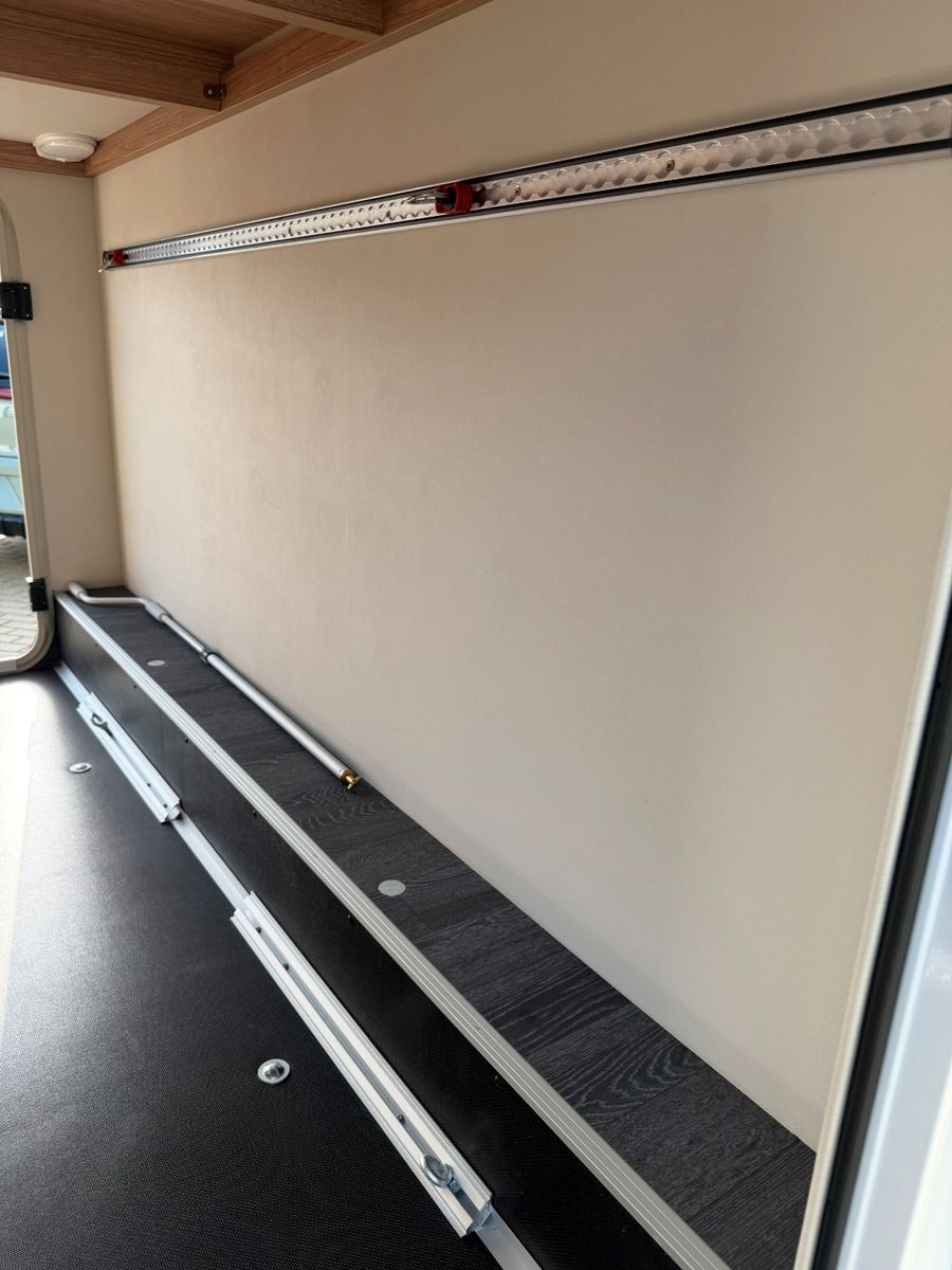 Fahrzeugabbildung Weinsberg CaraSuite 650 MEG