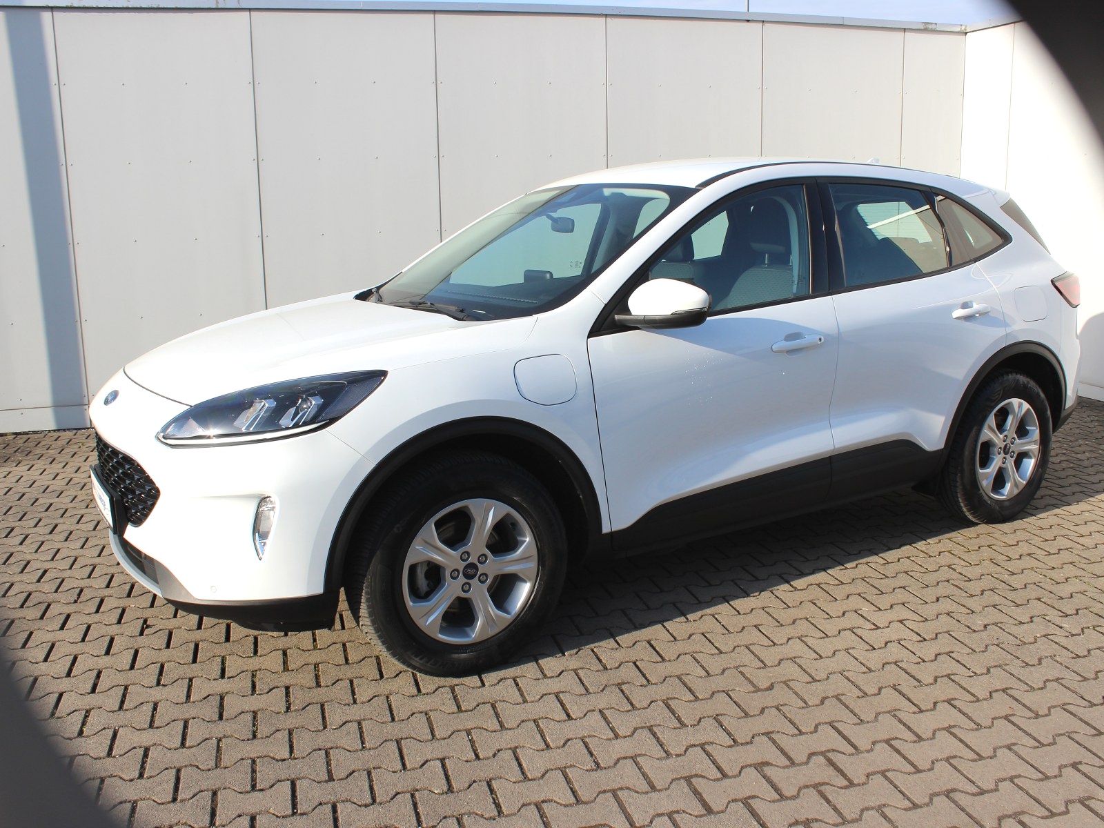 Fahrzeugabbildung Ford Kuga Plug-In Hybrid Cool & Connect