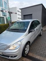 Mercedes-Benz Mercedes B-Klasse B 150 Benziner Schalter - Mercedes-Benz B 150 von privat