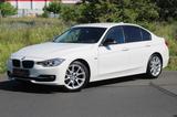 BMW 320d Lim F30 *Vollleder/Kamera/SportLine/Xenon!* - BMW 320: F30