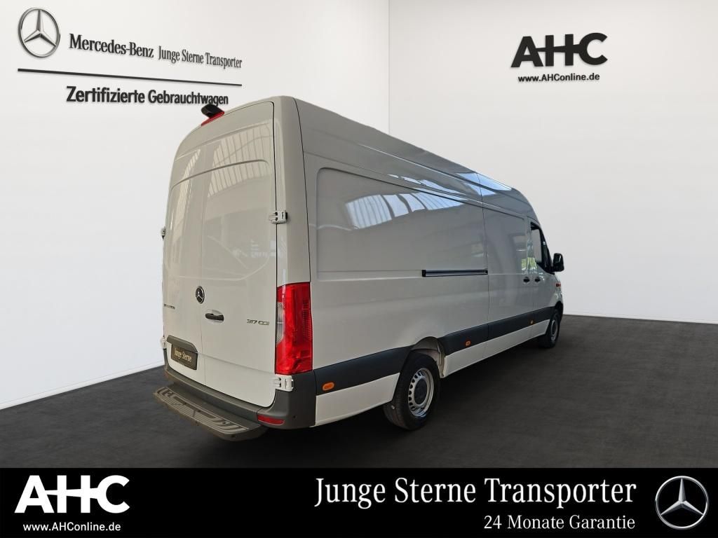 Fahrzeugabbildung Mercedes-Benz Sprinter 317 Kasten L3H2 Schwingsitz 360°SHZ Nav