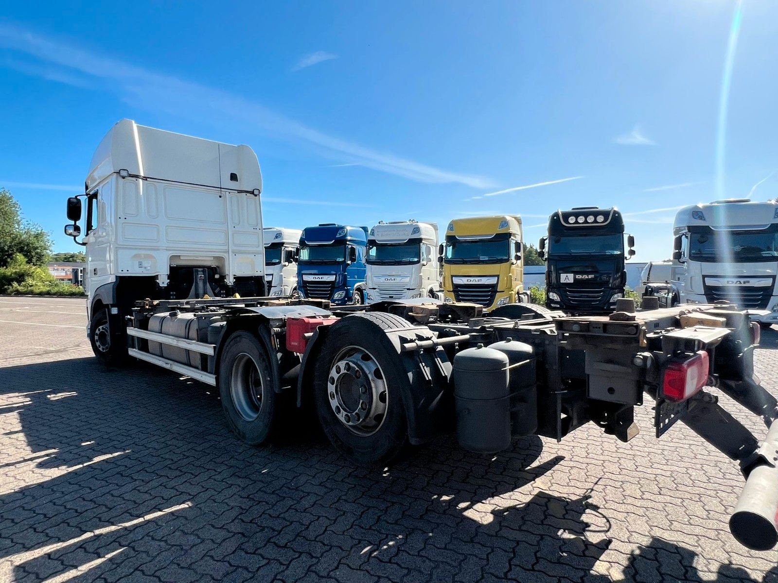 Fahrzeugabbildung DAF XF 480 FAN SSC Dachser, Lift-Lenk, Intarder