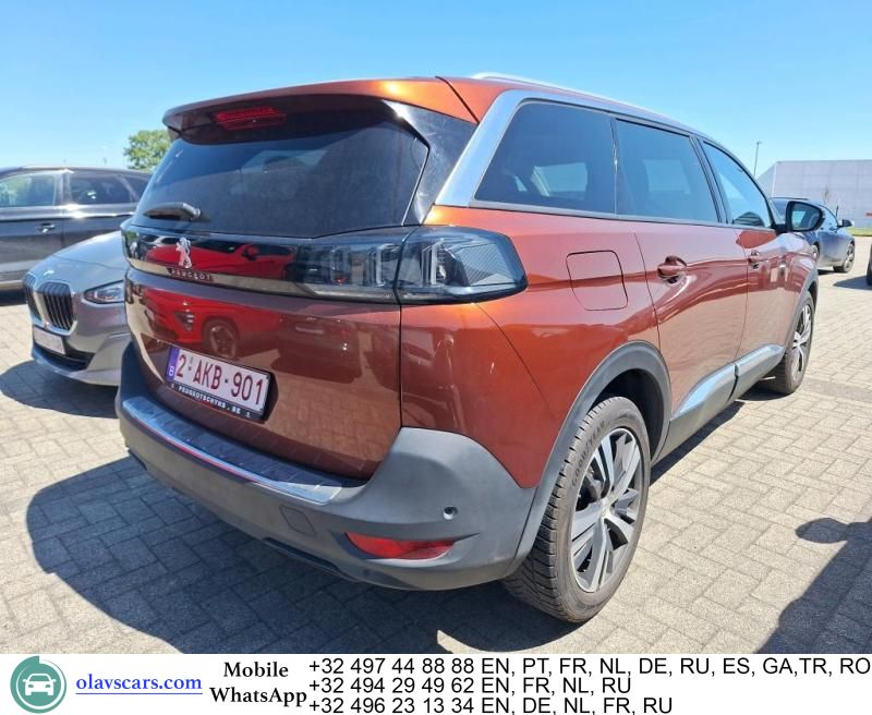 Peugeot 5008 1.5 BlueHDI Allure 7PL LED Navi 1/2 Sport- imagem 3
