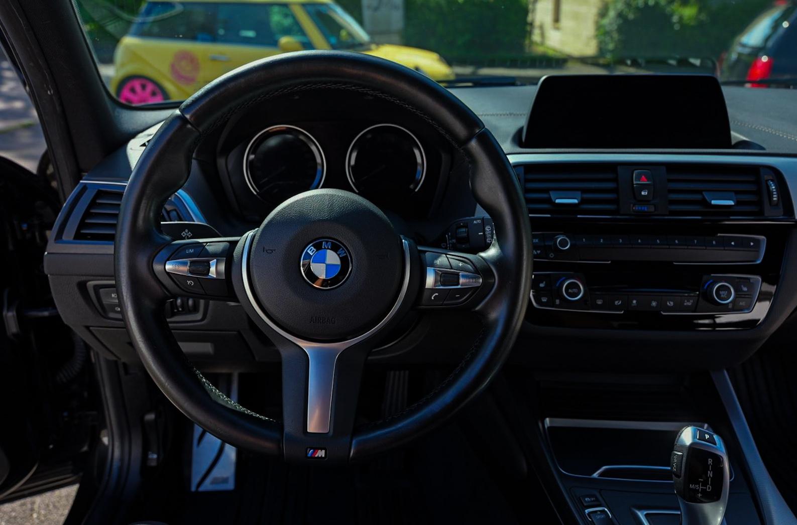 BMW 120i M Sport Shadow | Automatik | Leder | LED