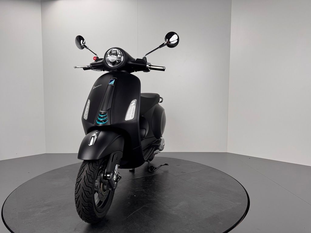 Fahrzeugabbildung Vespa PRIMAVERA 125 SPORT E5+ *NEUFAHRZEUG