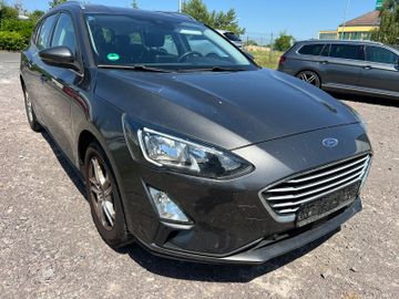 Ford Focus - 1