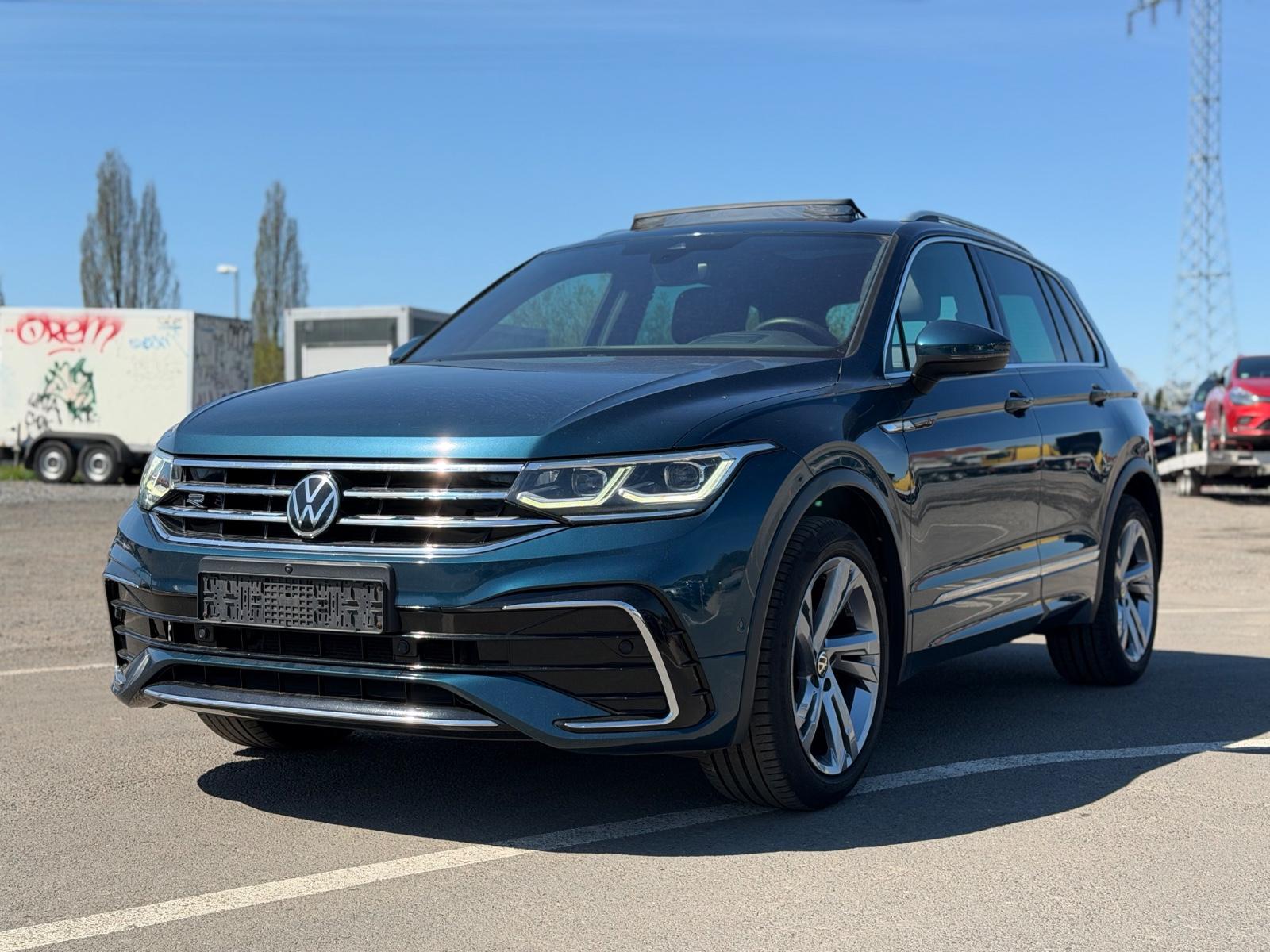Volkswagen Tiguan R-LINE/PANO/360.KAMERA/HEAD UP/KEYLESS