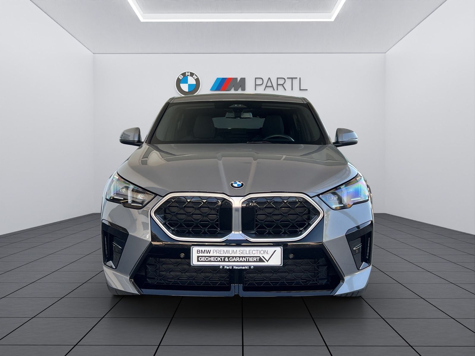 BMW X2 xDrive20d M-Sport NAVI adapLED AHK 360° ACC imagem 2