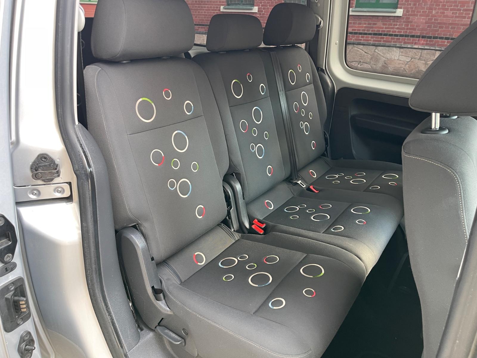Volkswagen Caddy Maxi 2.0TDI 7Sitzer Klima NAVI TÜV NEU