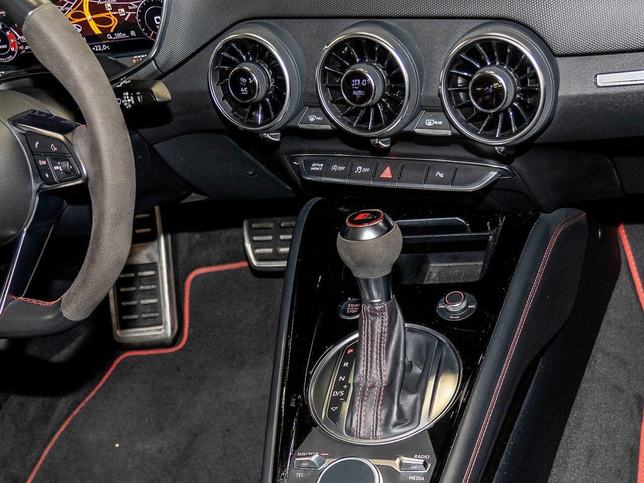 Audi TT Roadster 40 TFSI S line Kamera Keyless 19''