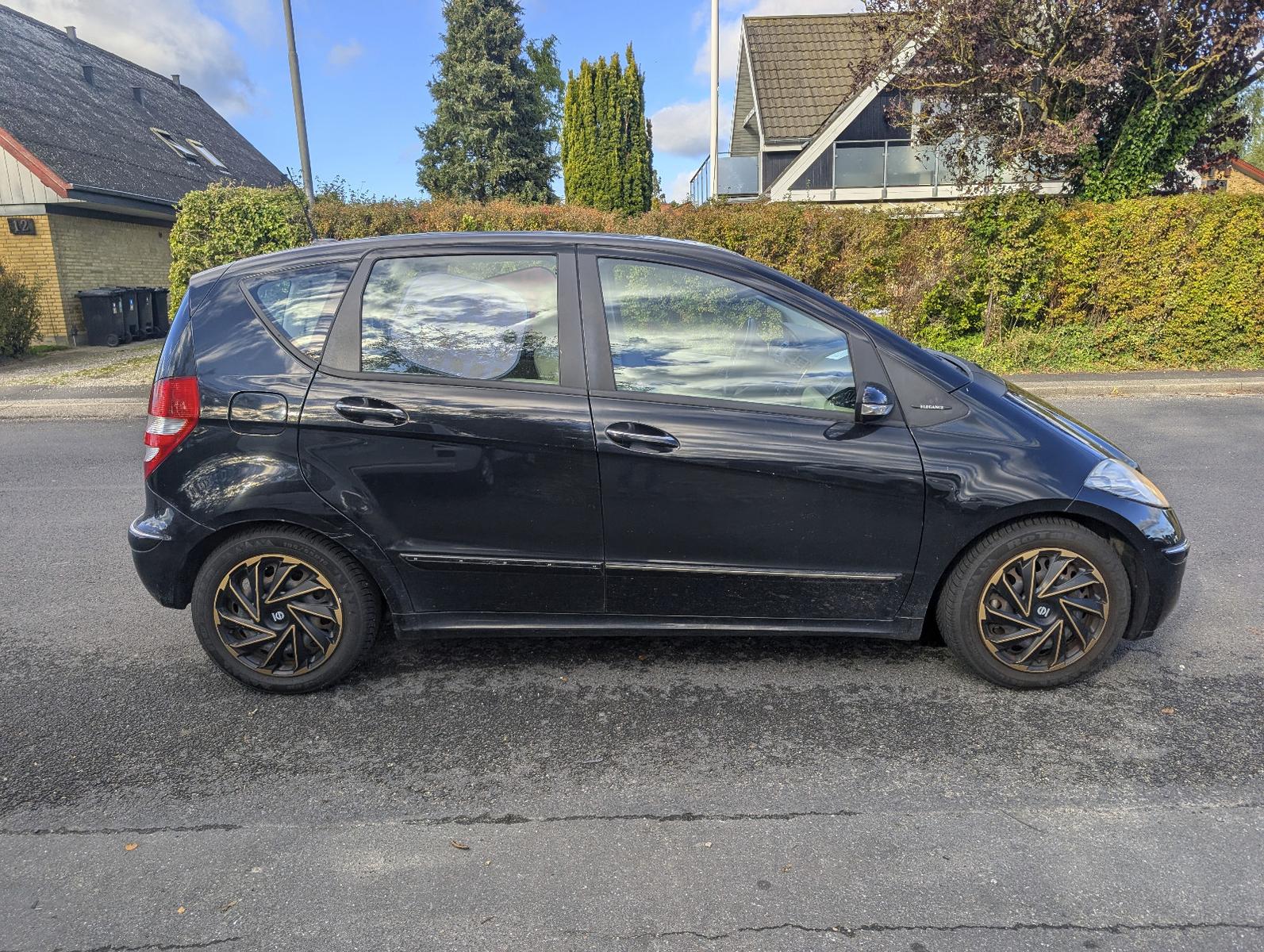 Mercedes-Benz A200 2008 — engine 2.034 cm³, 193 HP (142kW)
