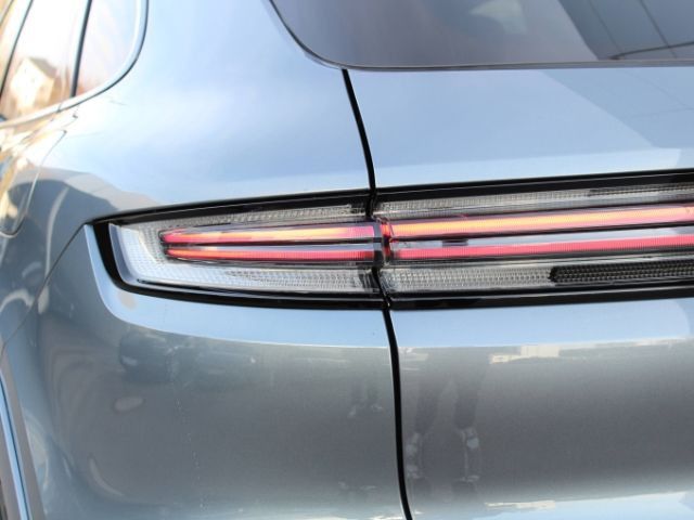Porsche Cayenne - Bild 11
